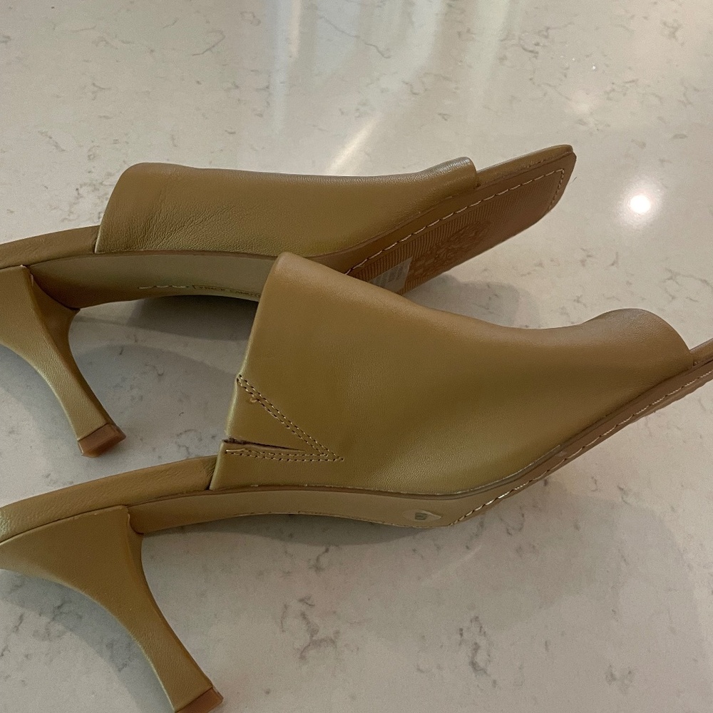 Vince Camuto Arlinala Square Toe Sandals